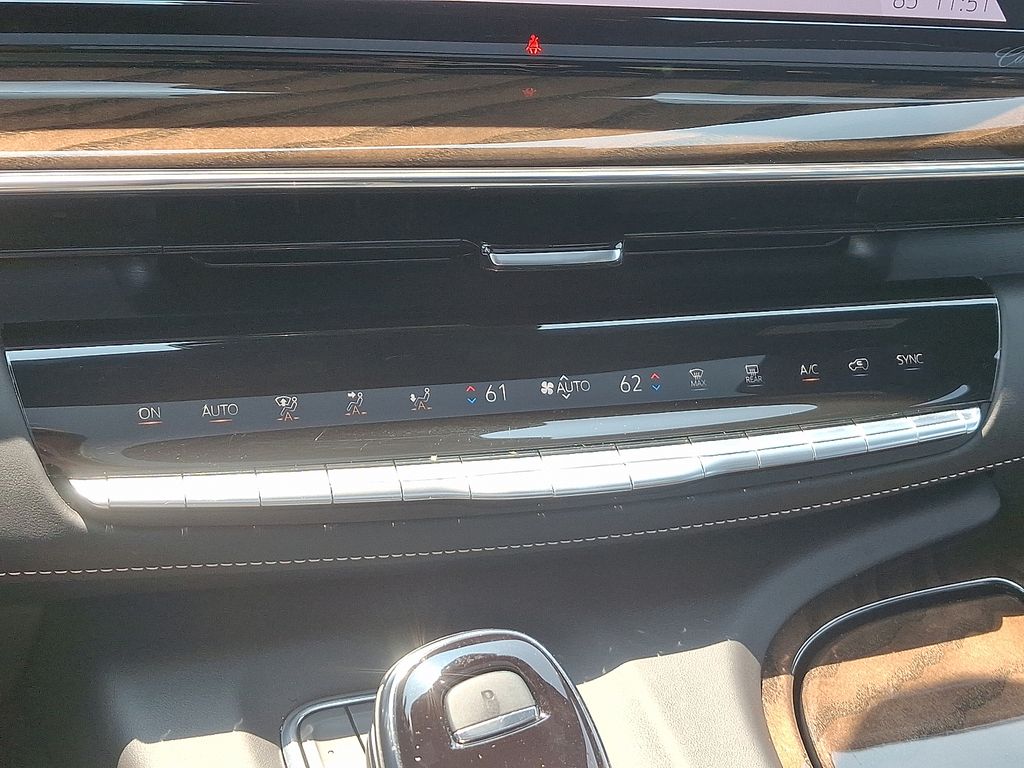 2024 Cadillac Escalade ESV Sport Platinum 19