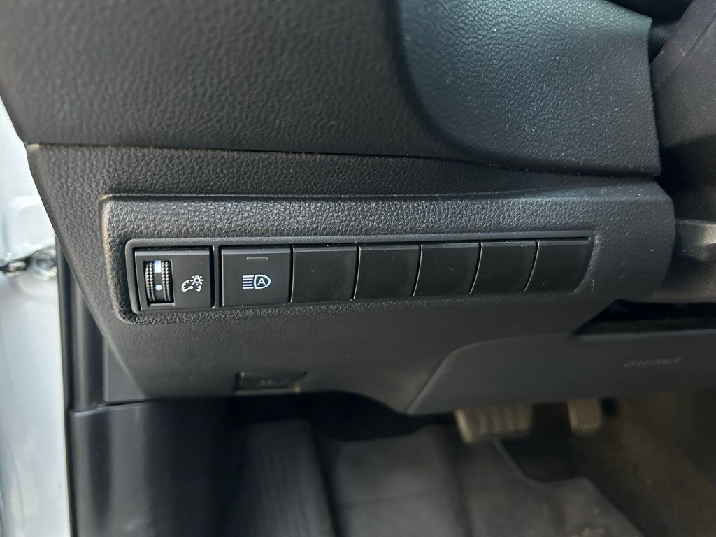 Thumbnail: 2021 Toyota Corolla - 17