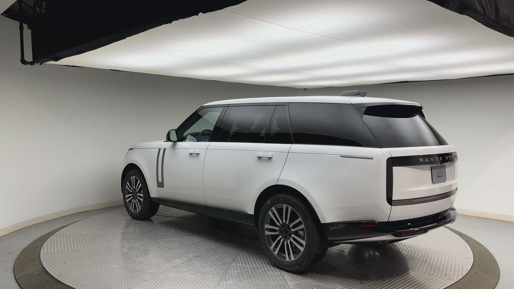 Thumbnail: 2026 Land Rover Range Rover - 4