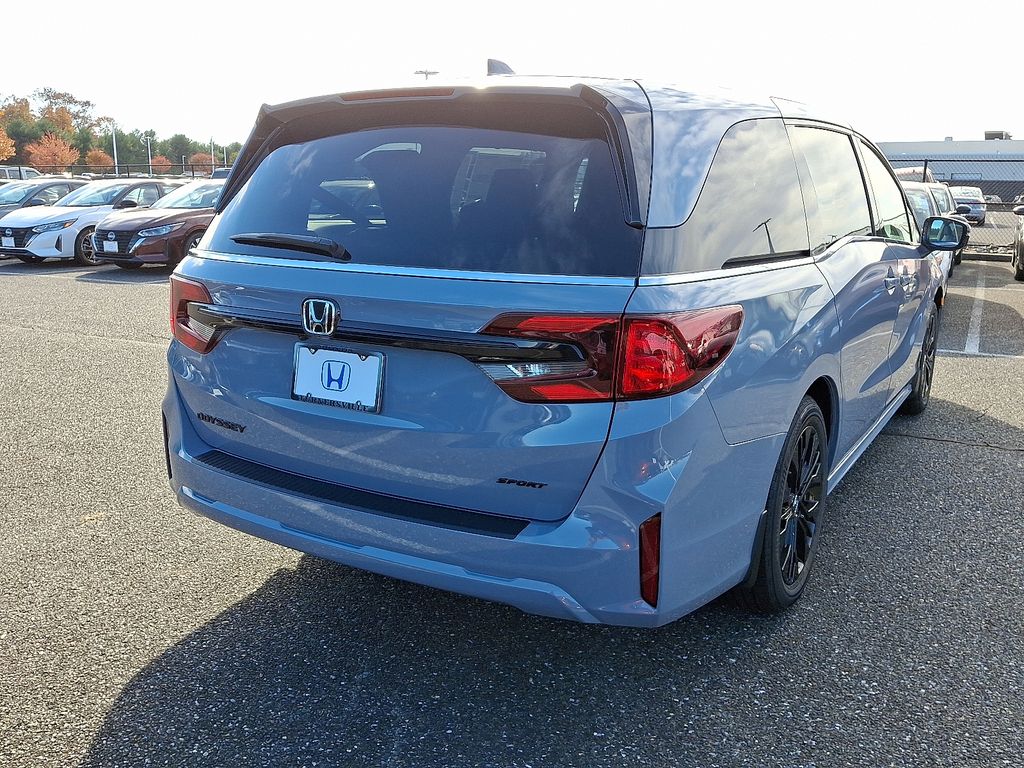 Thumbnail: 2026 Honda Odyssey - 4