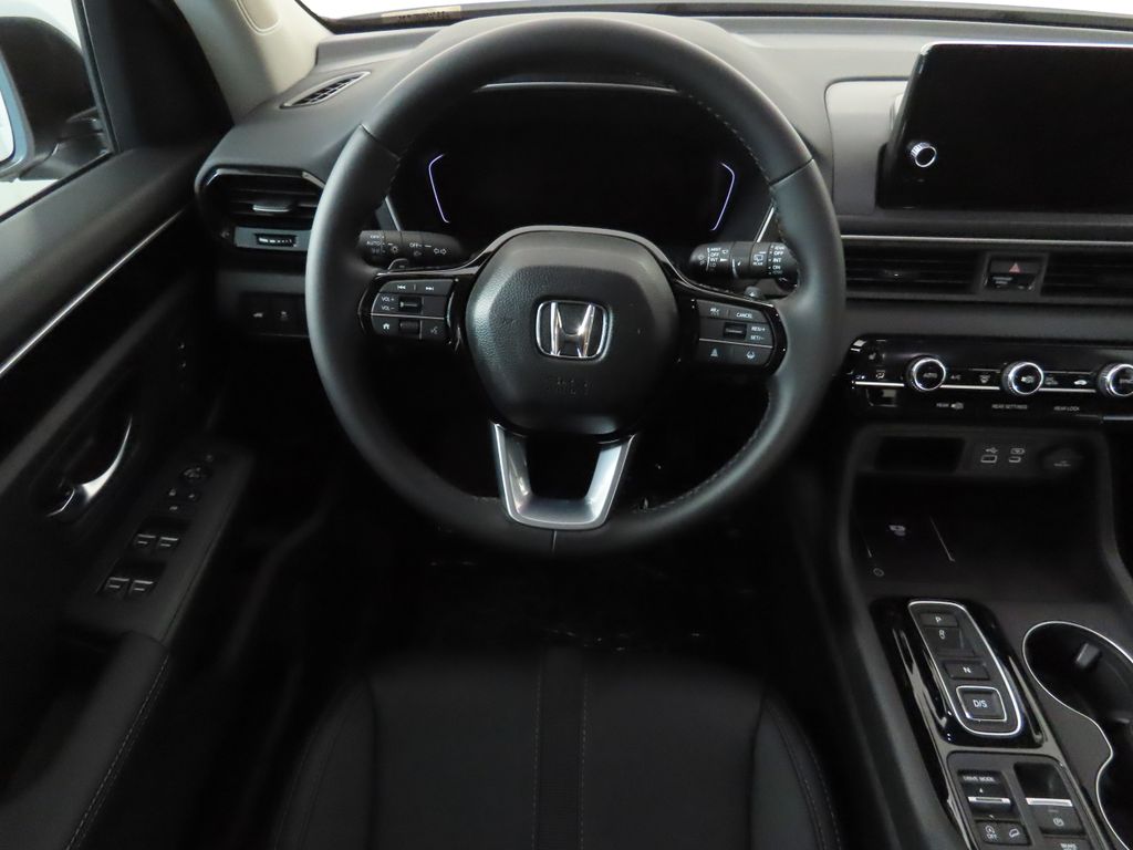 Thumbnail: 2025 Honda Pilot - 10