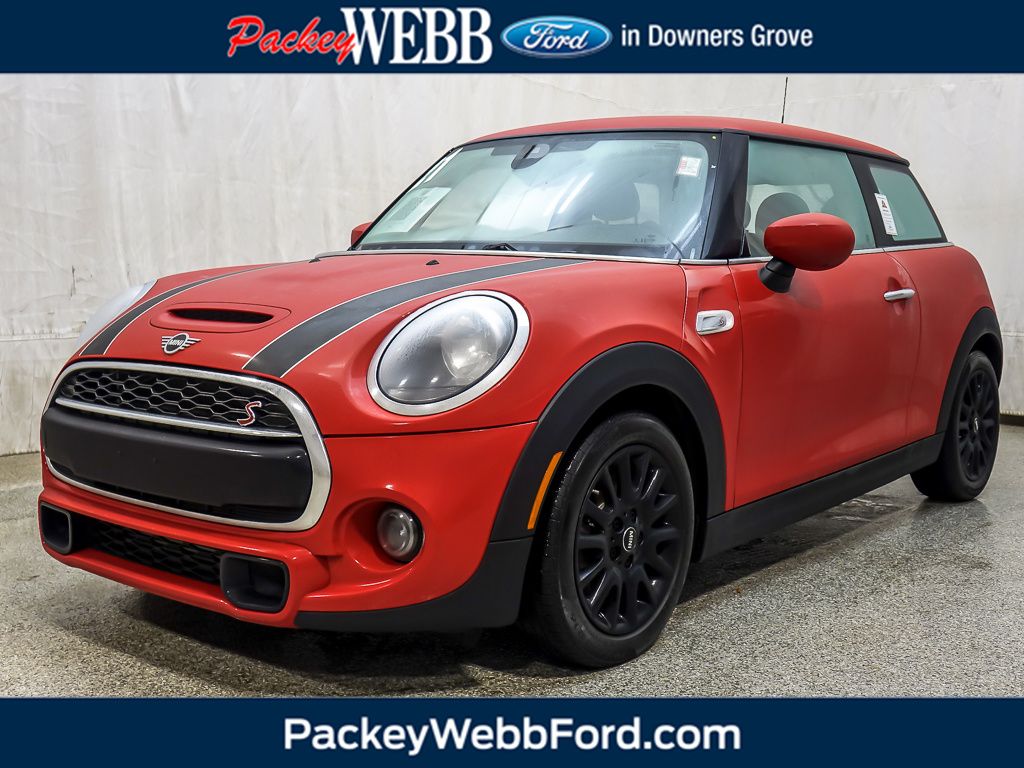 Chili Red 2021 MINI Cooper Hatchback Front-Wheel Drive 7-Speed Automatic