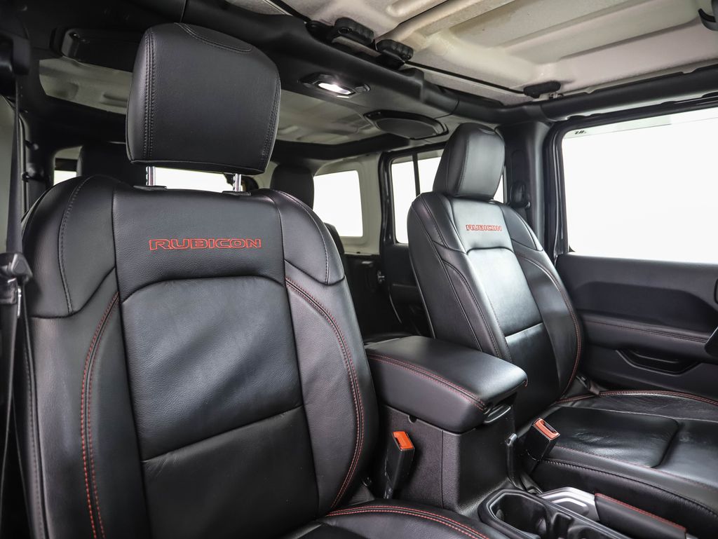 Thumbnail: 2018 Jeep Wrangler - 31