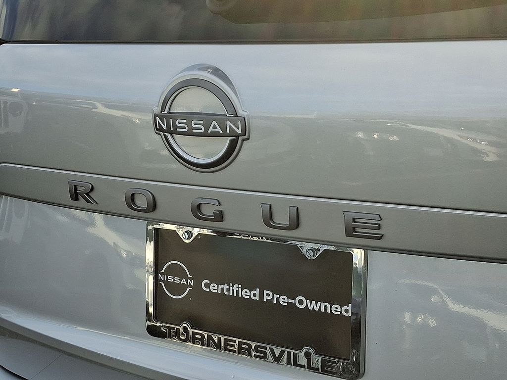 Thumbnail: 2025 Nissan Rogue - 32