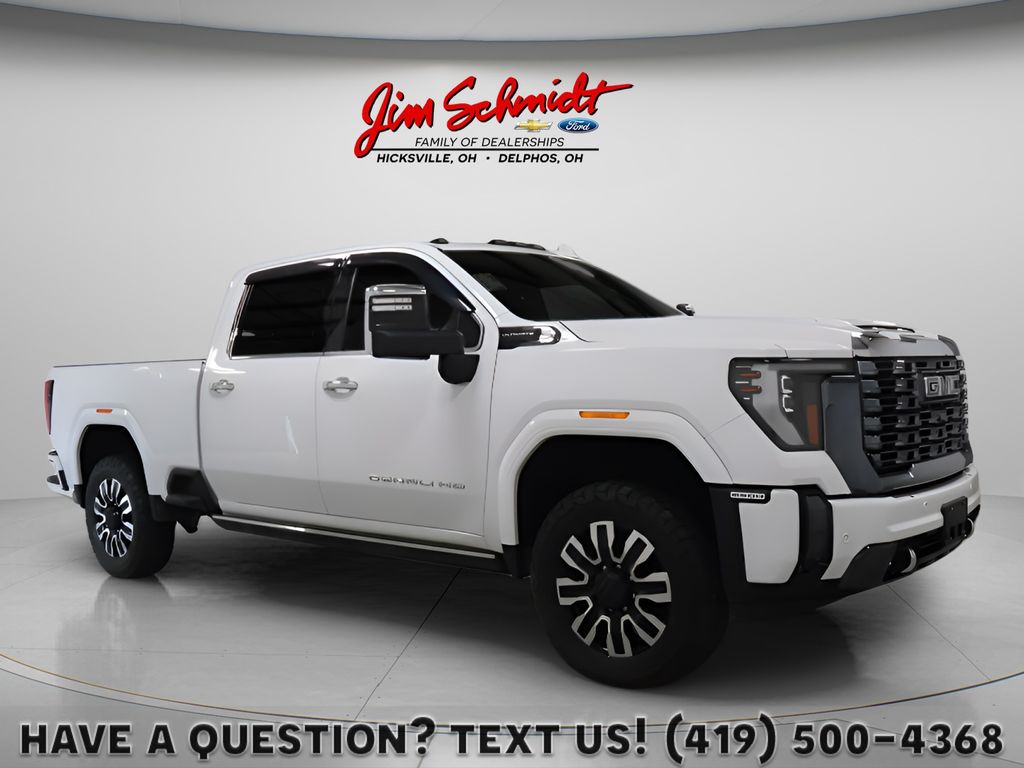 Summit White 2024 GMC Sierra 2500HD Denali Ultimate Crew Cab 4WD Pickup Truck Four-Wheel Drive Automatic