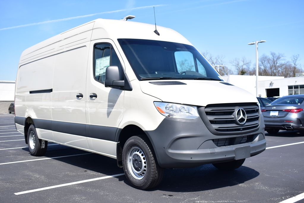 2024 Mercedes-Benz Sprinter 3500 8