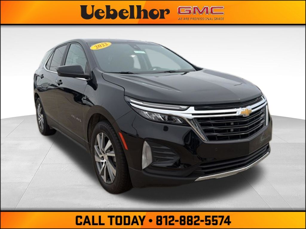2022 Chevrolet Equinox LT FWD with 1LT
