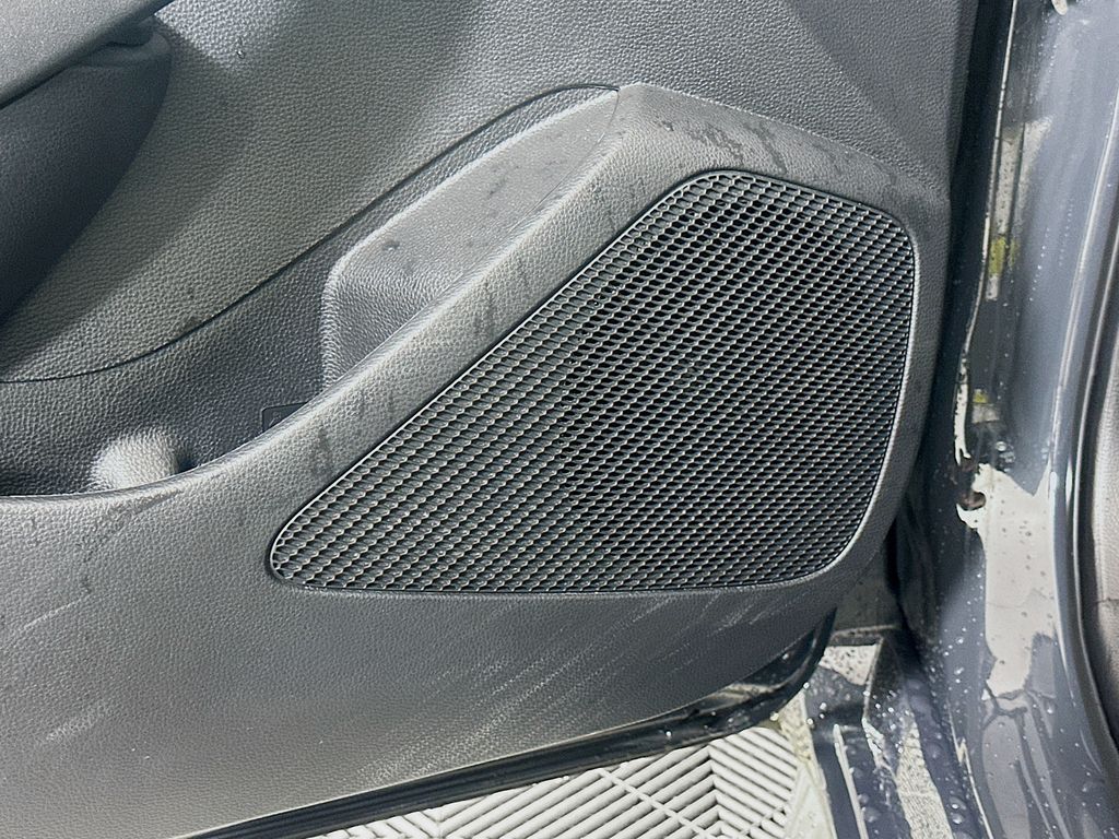 Thumbnail: 2026 Toyota Corolla - 18