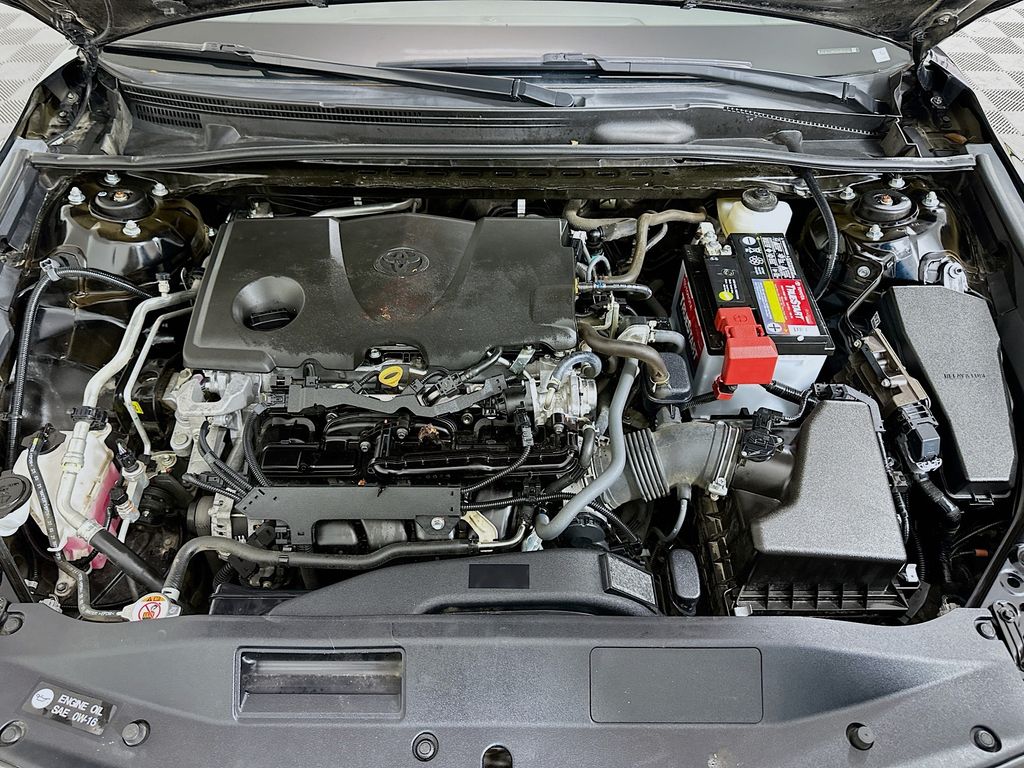 Thumbnail: 2022 Toyota Camry - 28