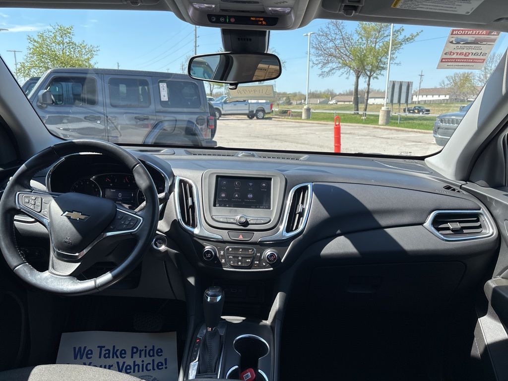 Used 2021 Chevrolet Equinox LT with VIN 3GNAXKEV6MS121816 for sale in Kansas City