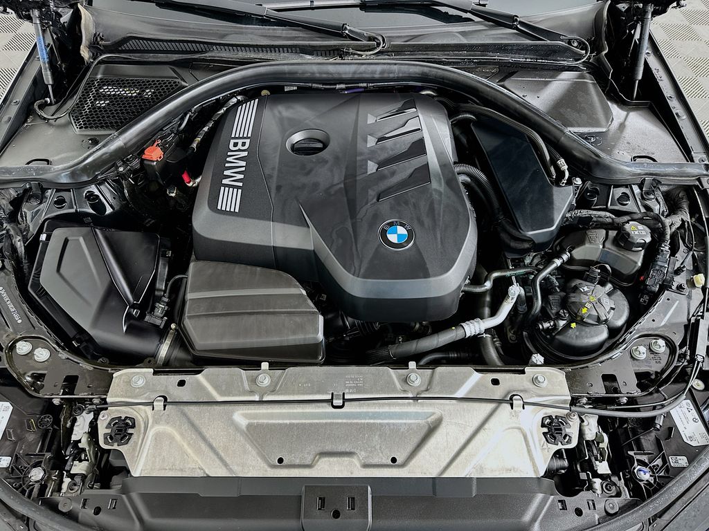 Thumbnail: 2025 BMW 3 Series - 31