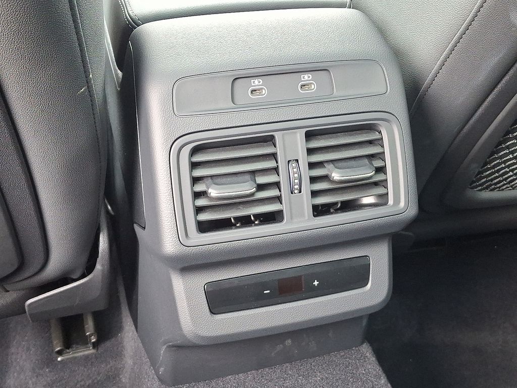 Thumbnail: 2025 Audi Q5 - 10