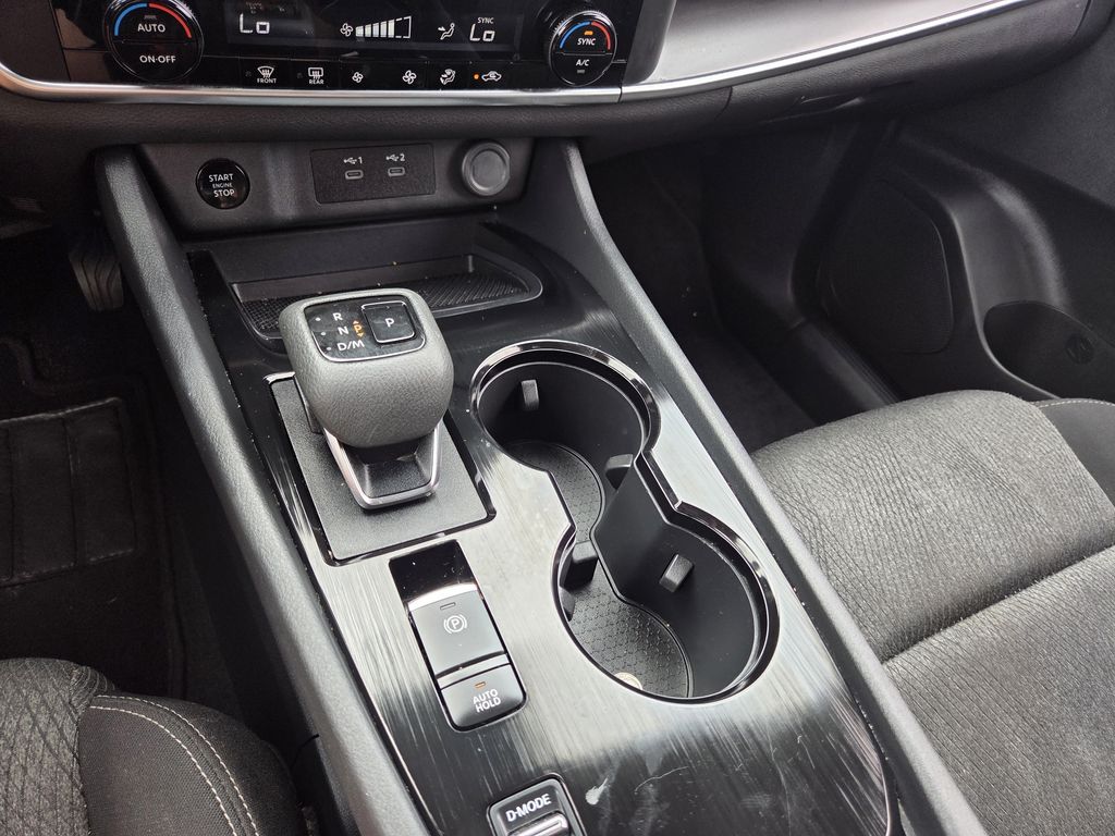 Used 2024 Nissan Rogue SUV