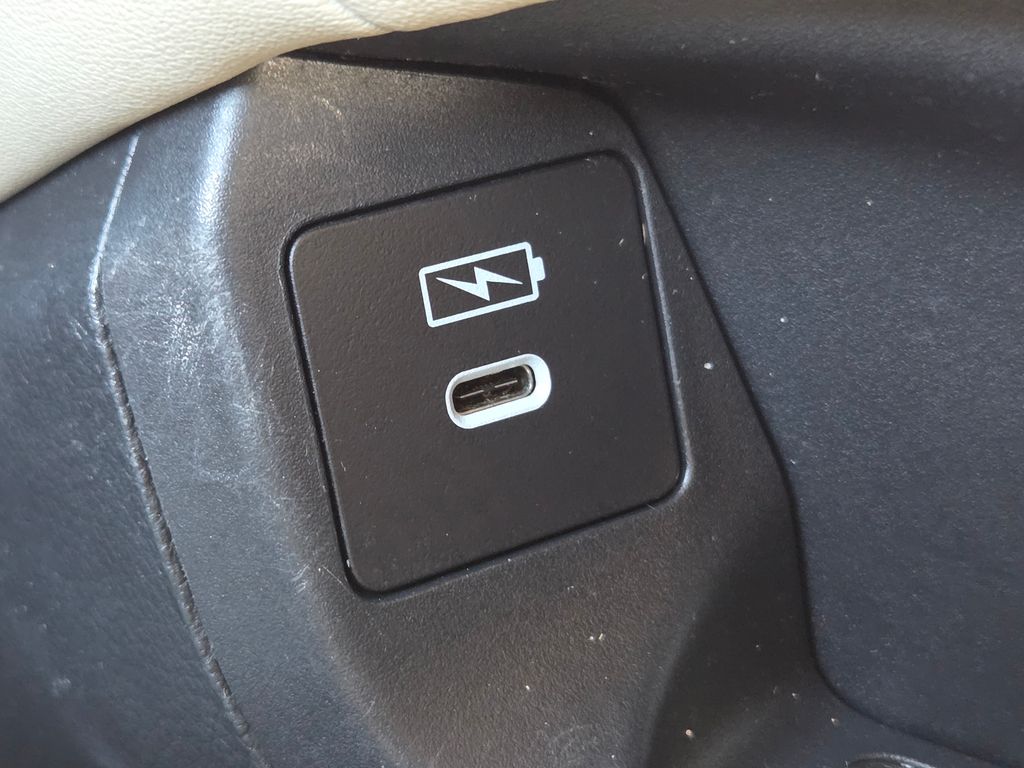 Certified Used 2024 Gray Honda LX image 9