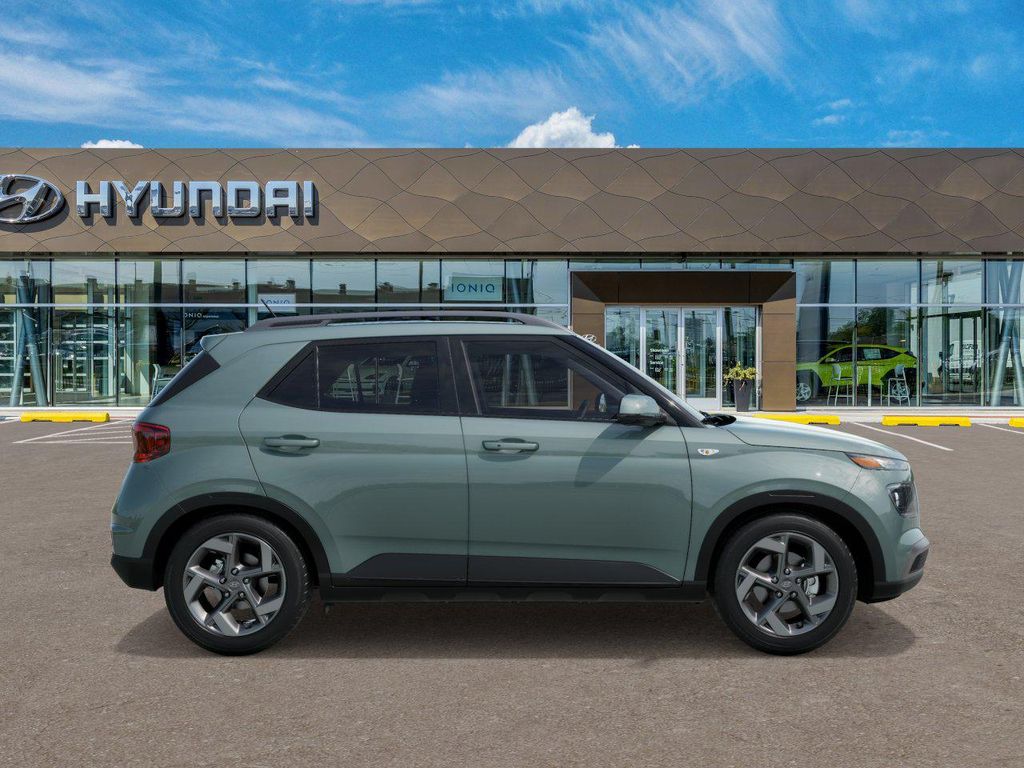 2025 Hyundai Venue SEL 7