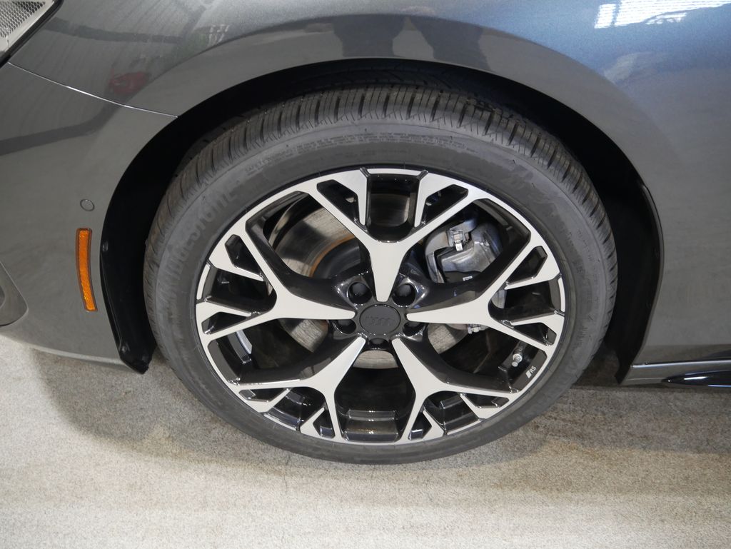 Thumbnail: 2026 Audi A6 - 10