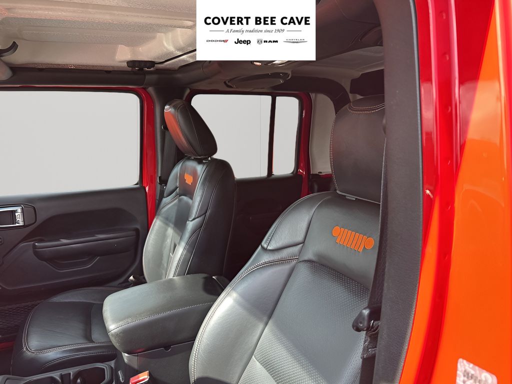 Used Car 2021 Jeep Gladiator  Mojave For Sale Under $40,000 In Austin, Texas