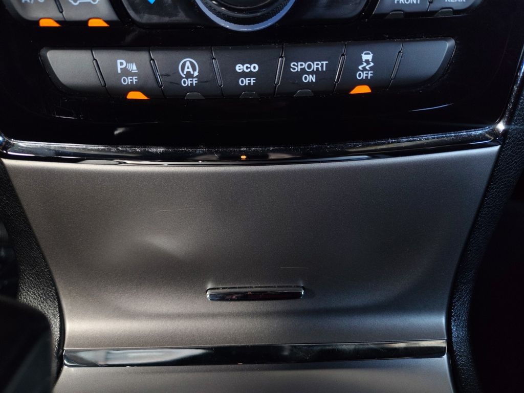Used Car 2019 Jeep Grand Cherokee  Limited For Sale Under $20,000 In Austin, Texas