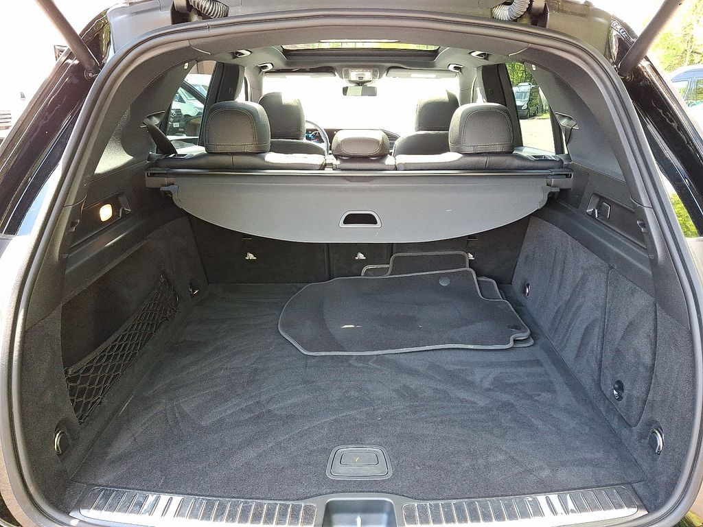 Thumbnail: 2023 Mercedes-Benz GLE - 29