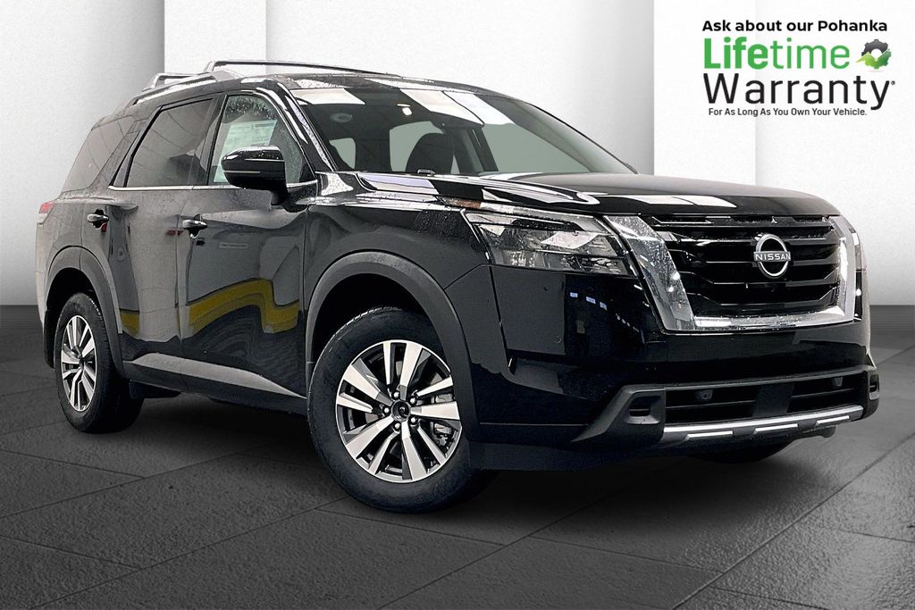 2025 Nissan Pathfinder SL 4WD