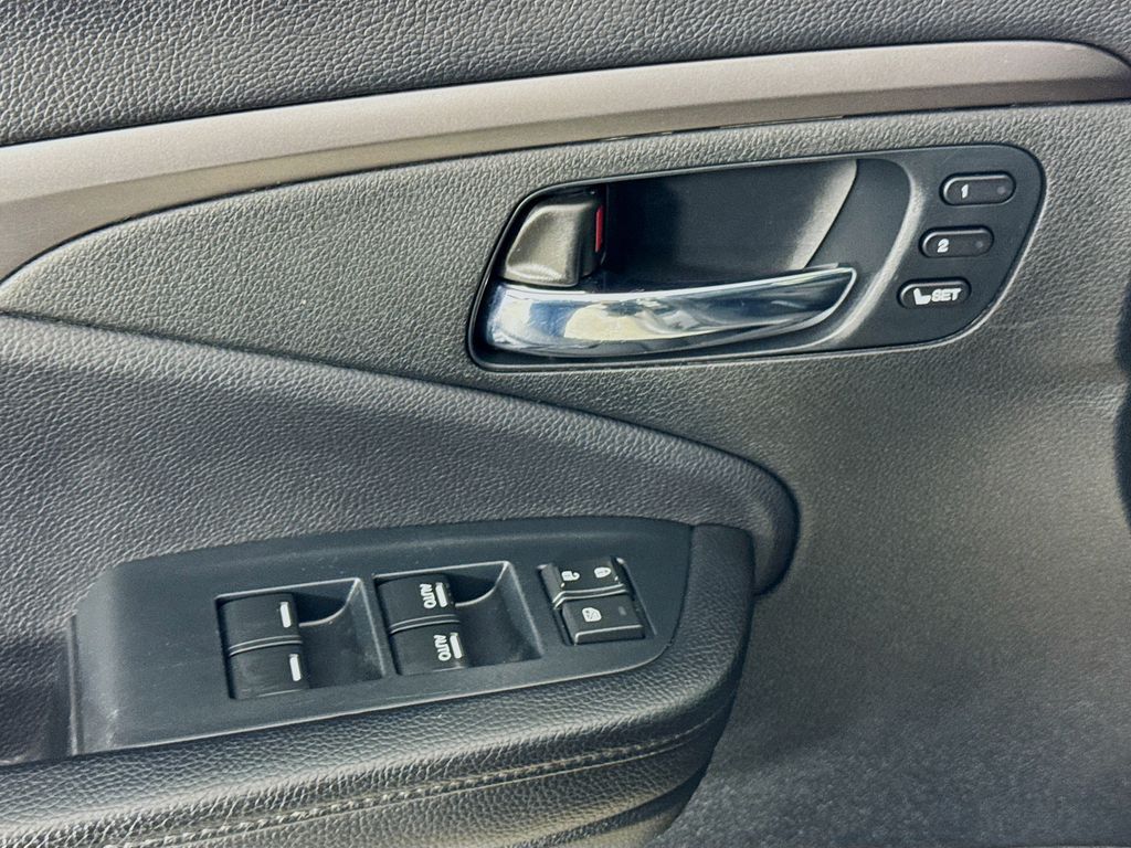 Used Car 2022 Honda Pilot  Special Edition For Sale Under $30,000 In Austin, Texas