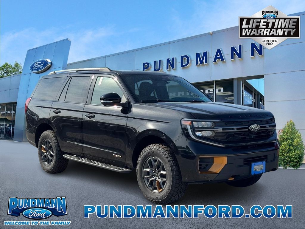 Black Metallic 2026 Ford Expedition SUV / Crossover Four-Wheel Drive Automatic