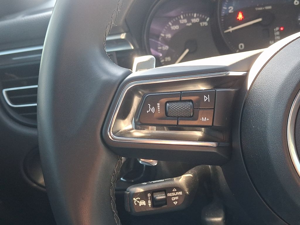 Thumbnail: 2024 Porsche Macan - 23