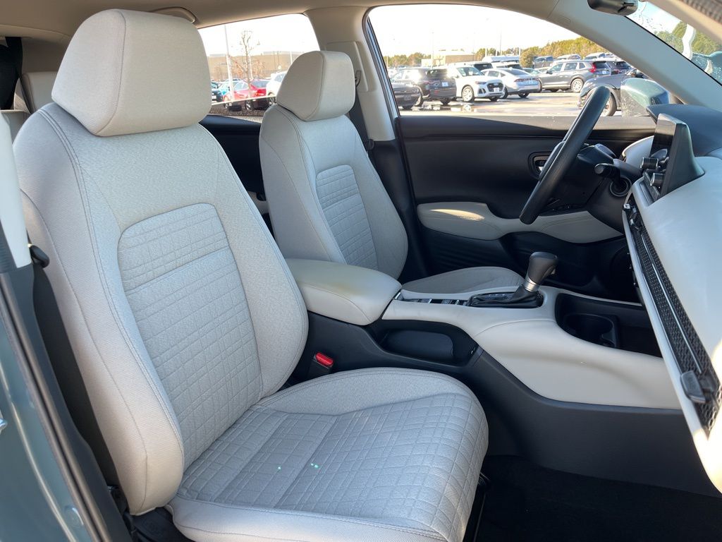 Thumbnail: 2025 Honda HR-V - 27