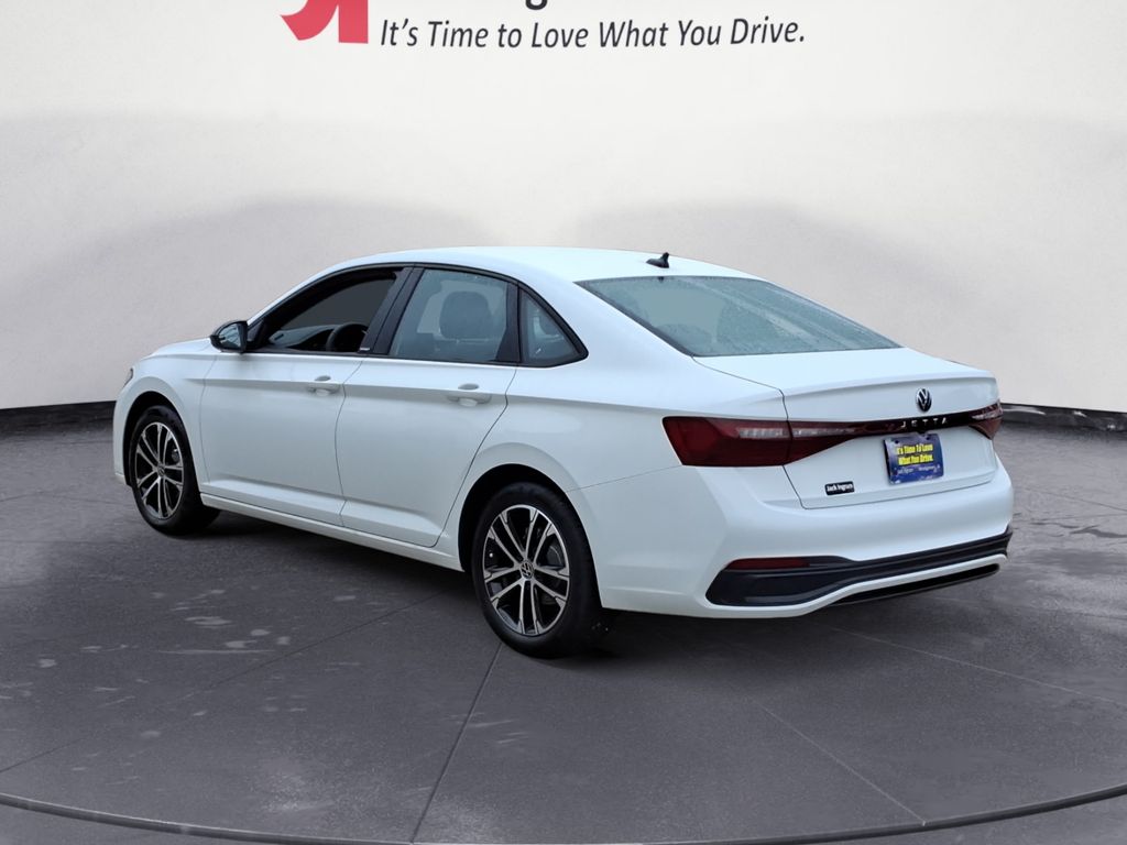 used 2025 Volkswagen Jetta car