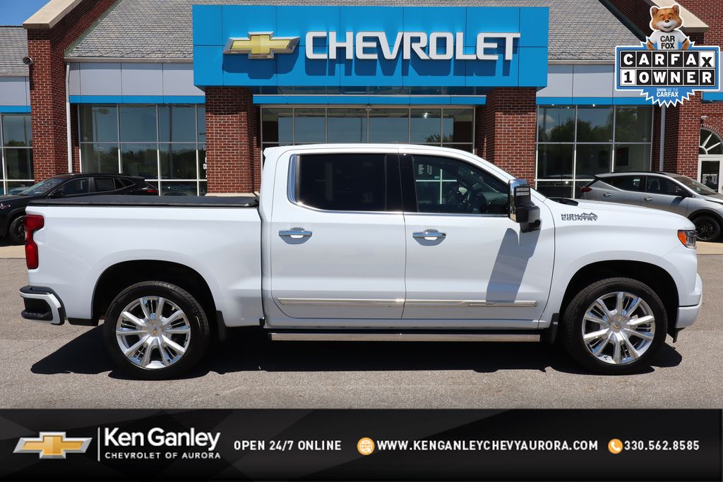 Polar White Tricoat 2026 Chevrolet Silverado 1500 Pickup Truck Four-Wheel Drive Automatic