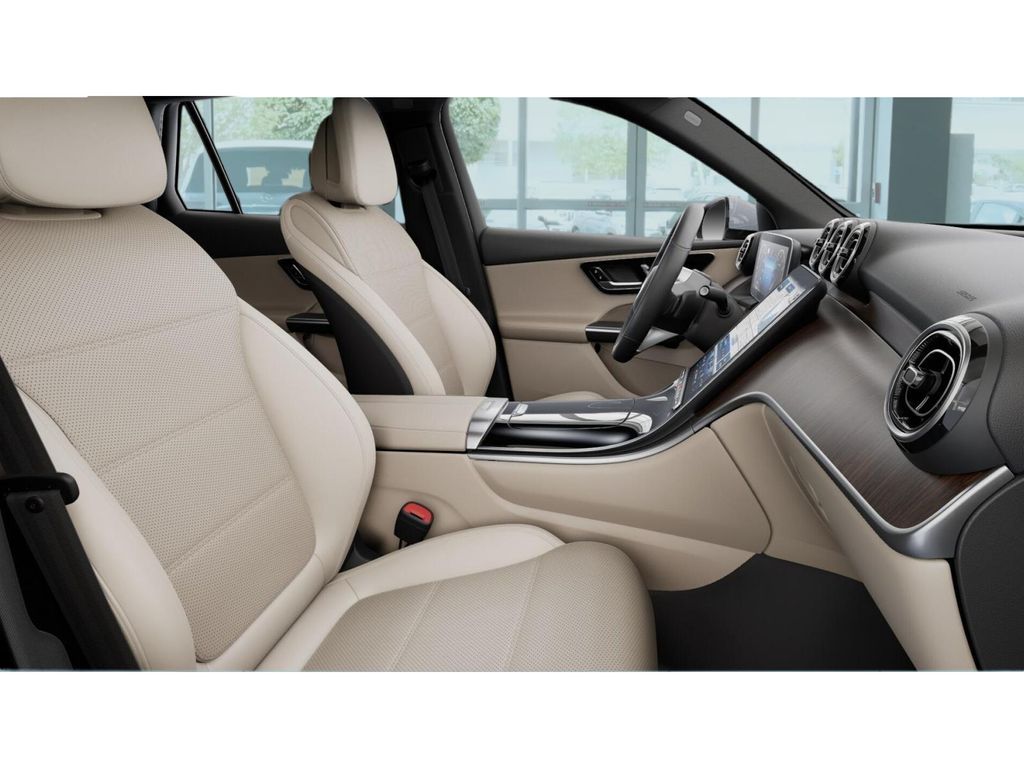 Thumbnail: 2026 Mercedes-Benz GLC - 4