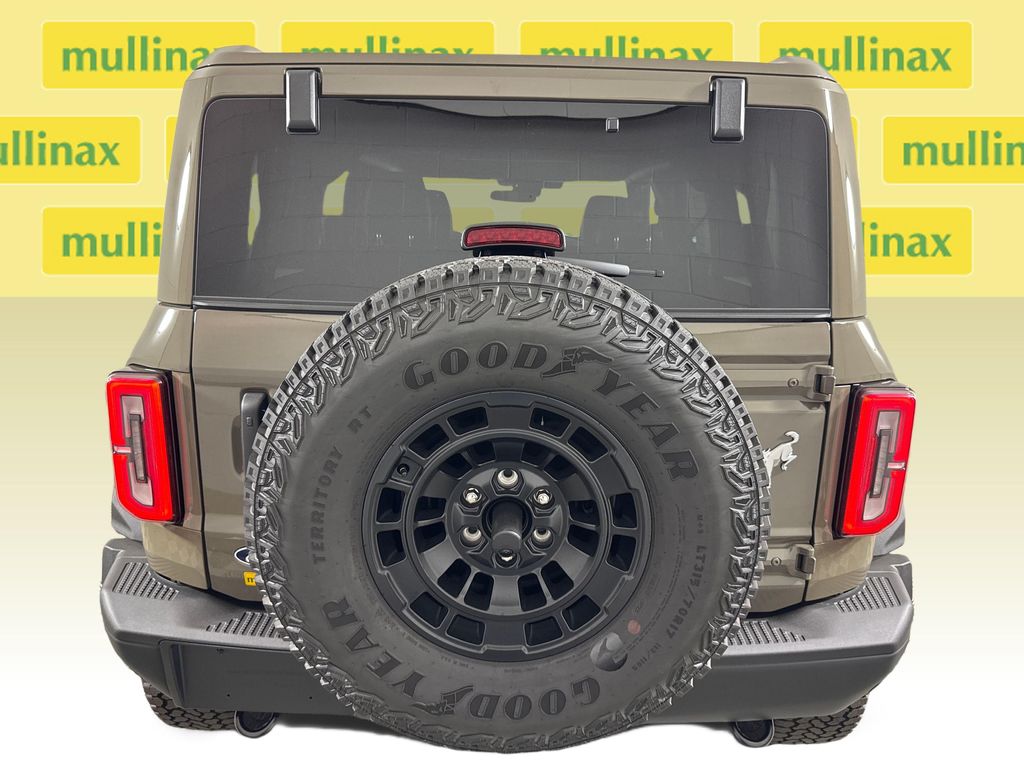 2026 Marsh Gray Ford Bronco Badlands 4X4 SUV