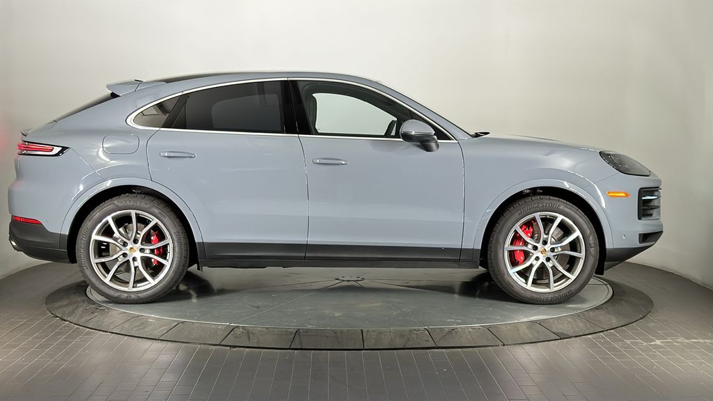 2024 Porsche   8