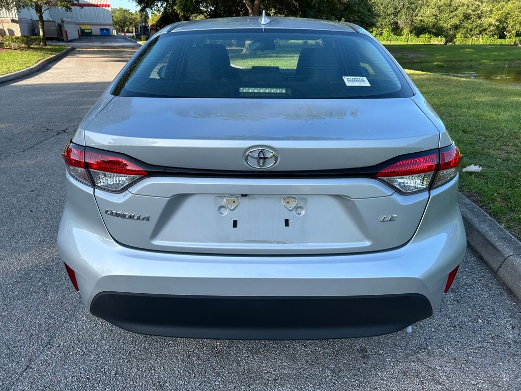 2024 Toyota Corolla LE 4