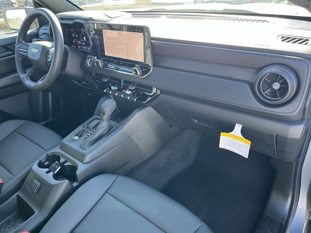 2024 Chevrolet Colorado Work Truck photo