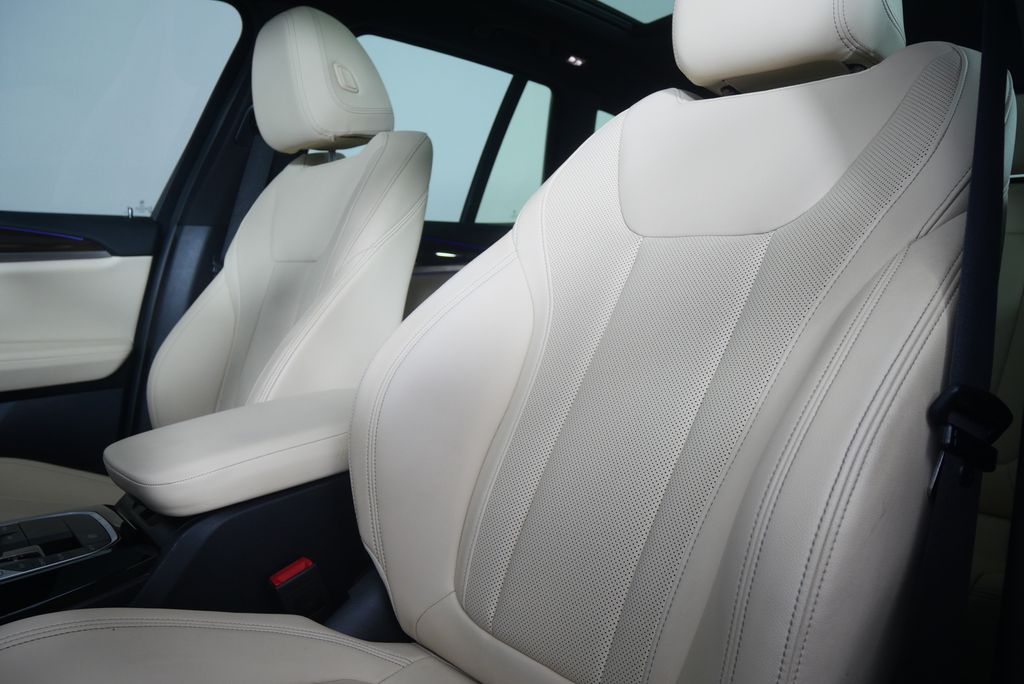 Thumbnail: 2024 BMW X3 - 10