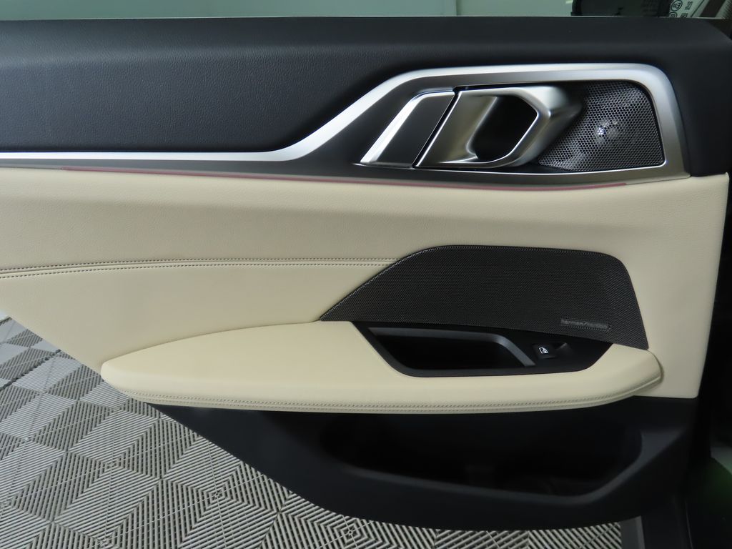 Thumbnail: 2023 BMW i4 - 27