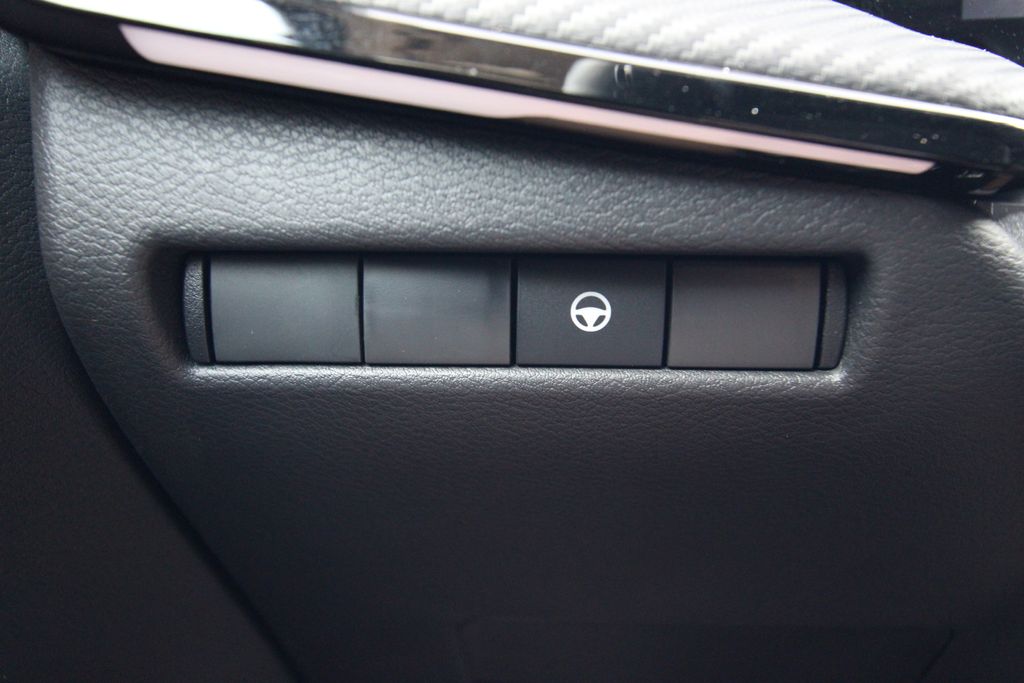 Used 2025 Nissan Kicks SUV