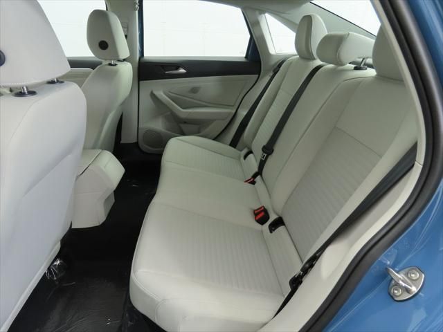 Thumbnail: 2026 Volkswagen Jetta - 21