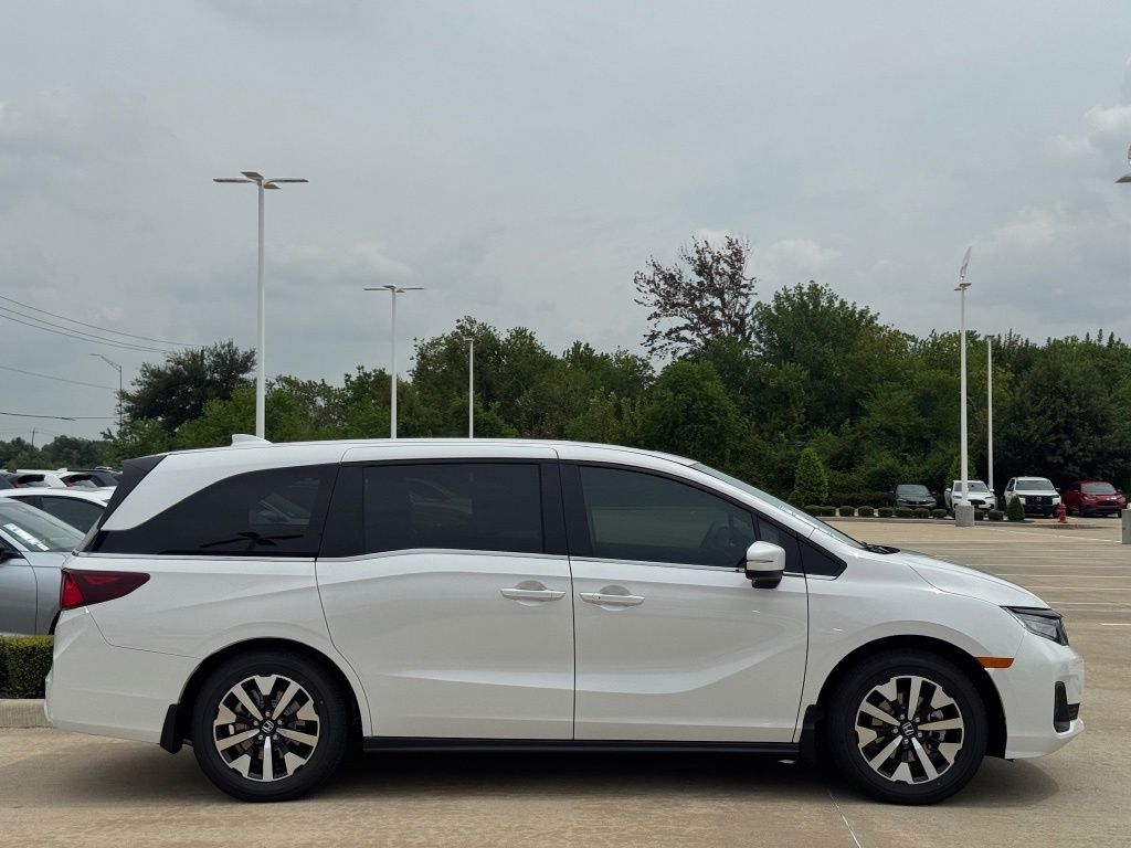 2026 Honda Odyssey EX-L White at Community Honda
