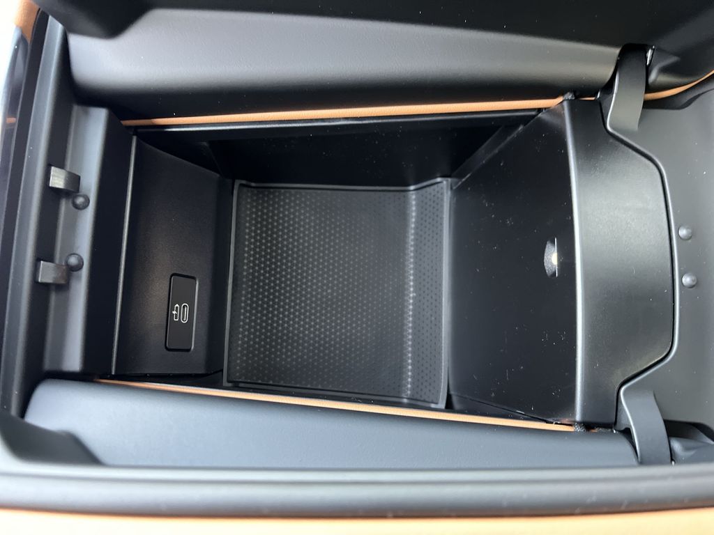 Thumbnail: 2026 BMW X5 - 21