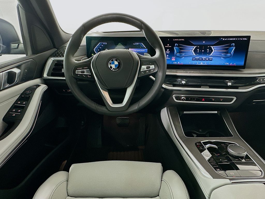 Thumbnail: 2024 BMW X5 - 23