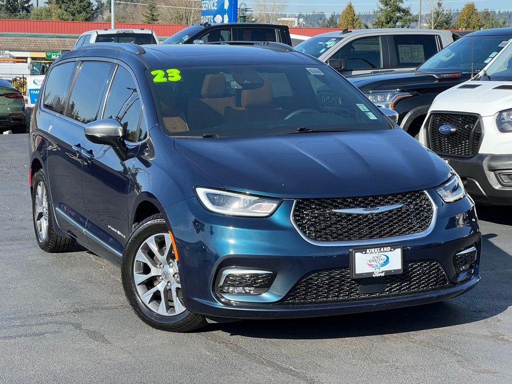 2023 Chrysler Pacifica Hybrid