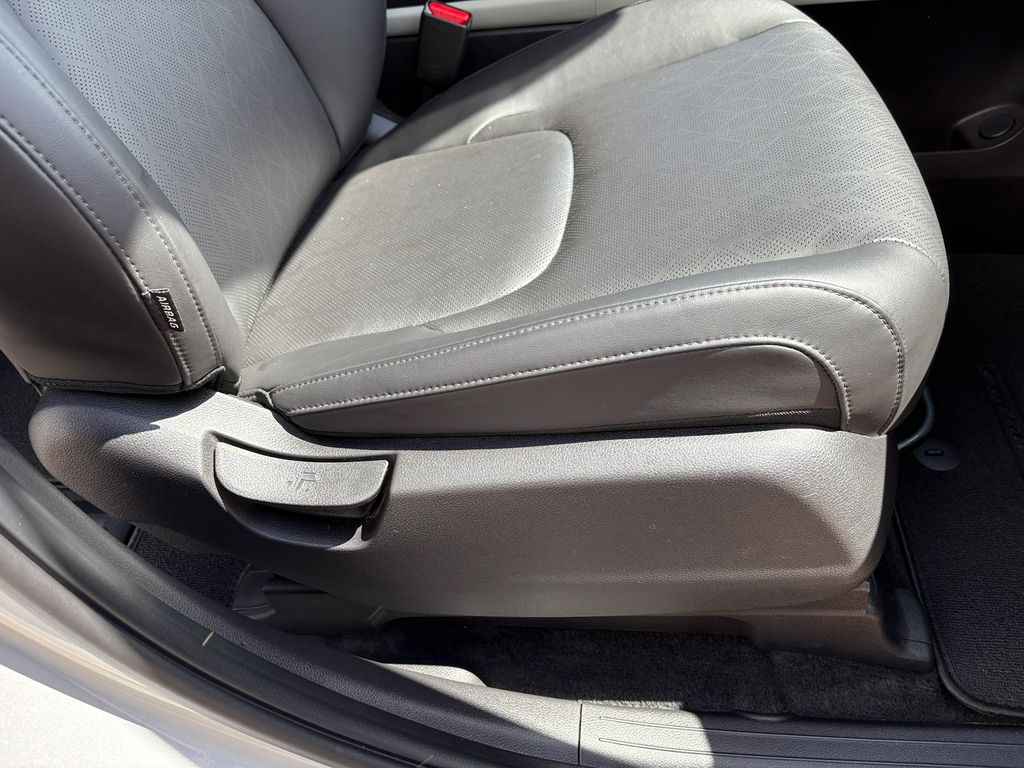 2022 Kia Carnival LXS
