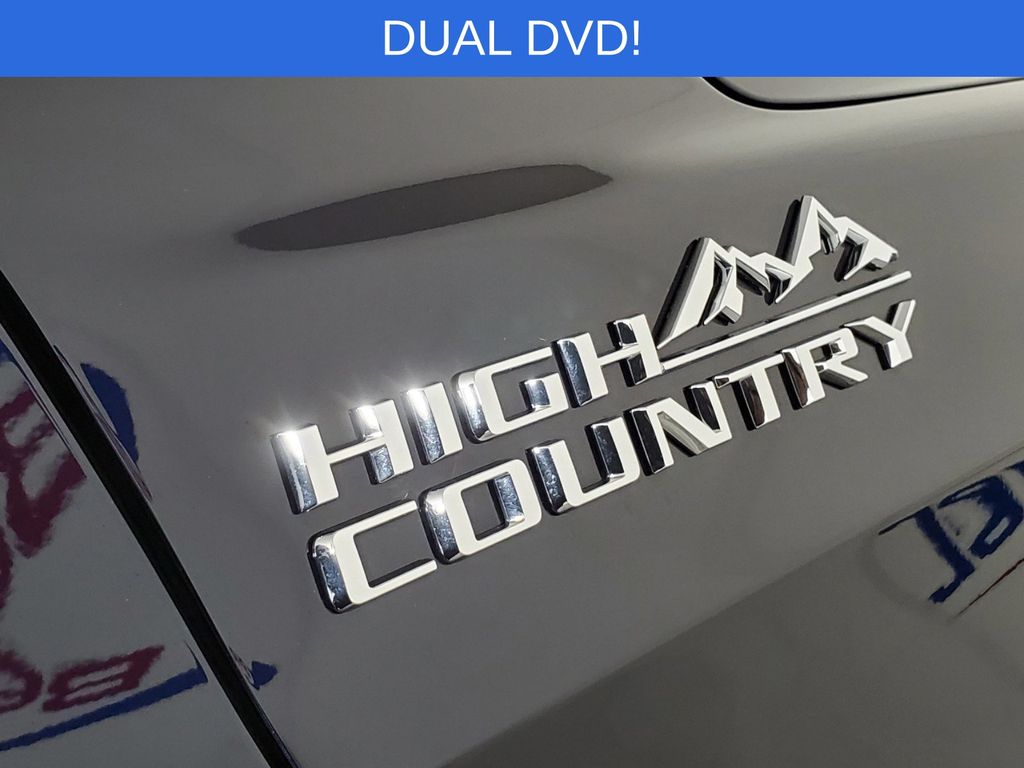 2024 Chevrolet Suburban High Country 7