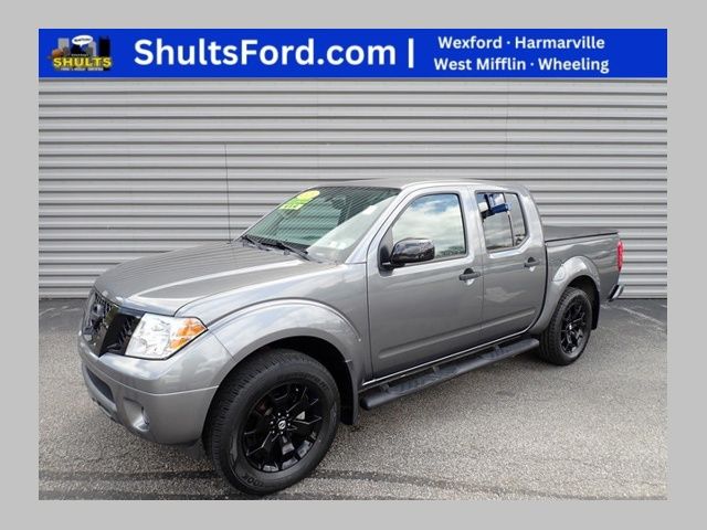 Gray (Gun Metallic) 2020 Nissan Frontier SV Crew Cab 4WD Pickup Truck Four-Wheel Drive 9-Speed Automatic