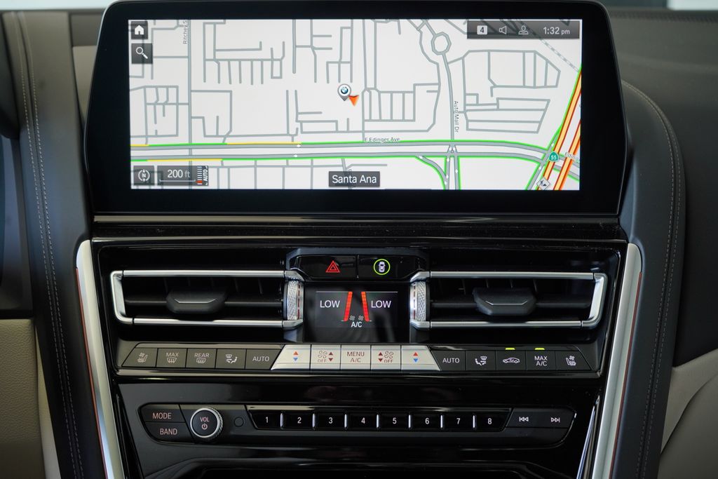 Thumbnail: 2026 BMW 8 Series - 15