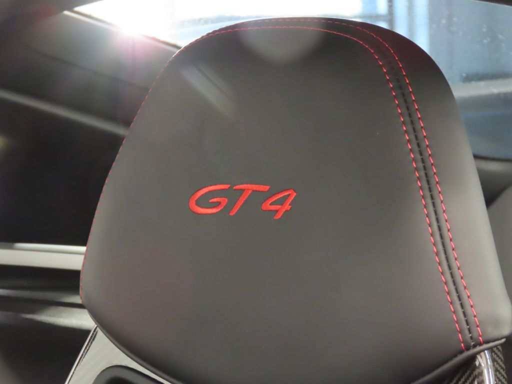 2023 Porsche 718 Cayman GT4 37