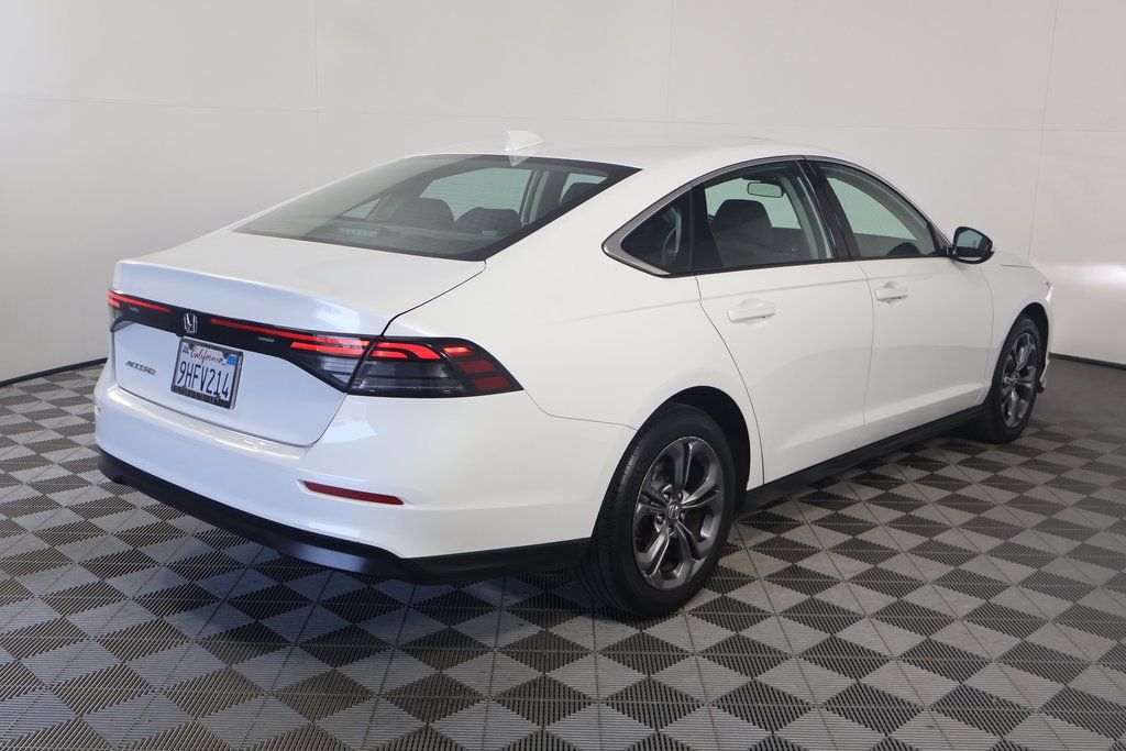 Thumbnail: 2023 Honda Accord - 4