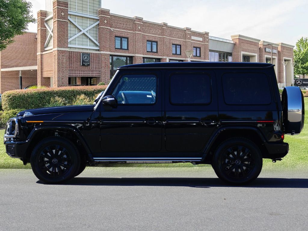 Thumbnail: 2026 Mercedes-Benz G-Class - 8